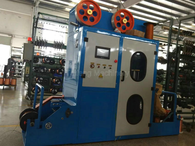 Vertical single-layer wrapping machine