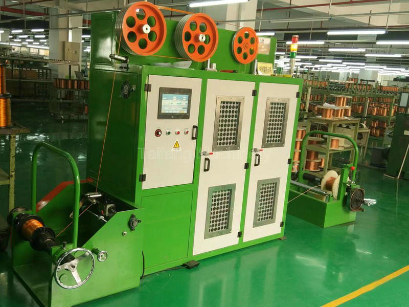 Double layer film wrapping machine